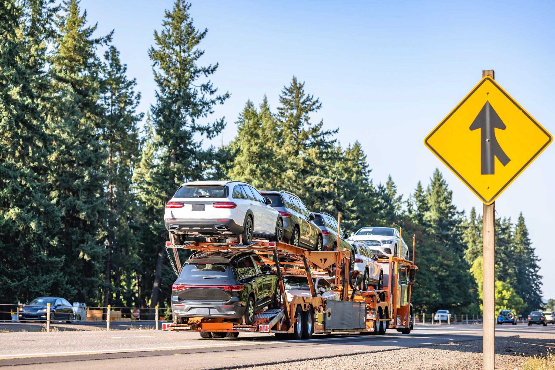 What is the difference between longdistance and shortdistance Auto Transport Xpress Auto
